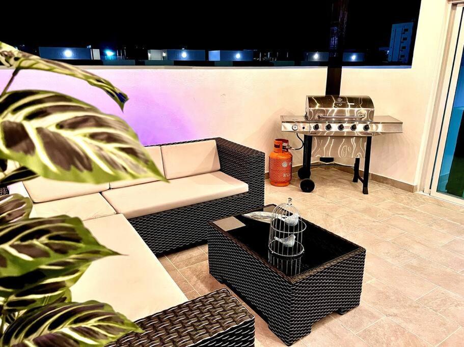 Outstanding Pent House W/Jacuzzi Lejlighed Santiago De Los Caballeros Eksteriør billede