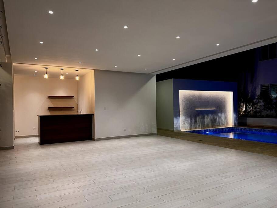 Outstanding Pent House W/Jacuzzi Lejlighed Santiago De Los Caballeros Eksteriør billede